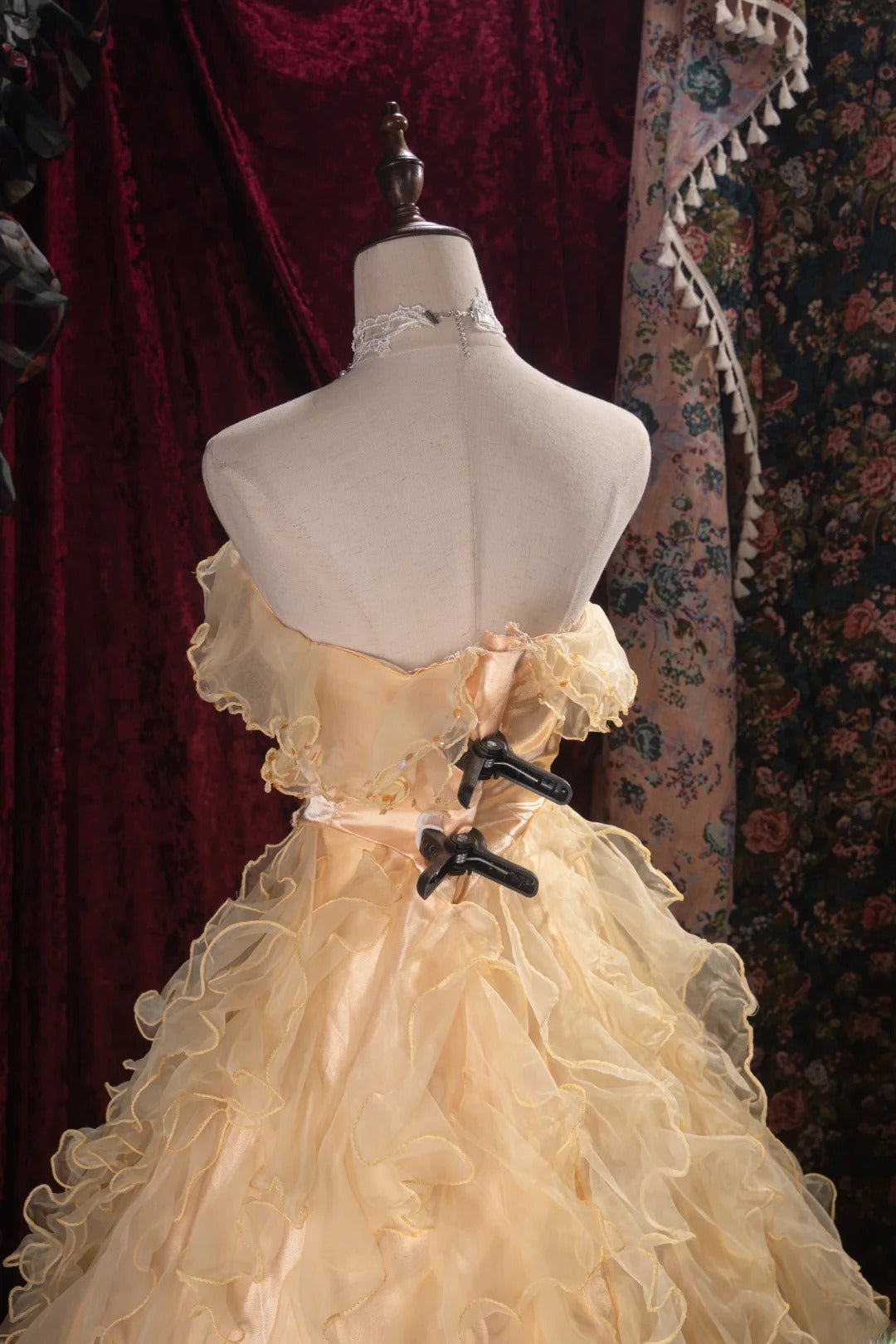 Cute Ball Gown Formal Events Strapless Yellow Tulle With Tiered Quince Dress Long Quinceanera Dresses Birthday Outfits RB8528