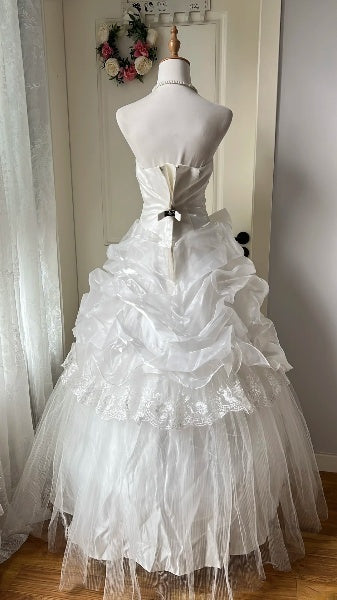 Sweet 15 Quinceanera Dress Ball Gown Strapless White With Lace Long 16th Birthday Outfits RC0621