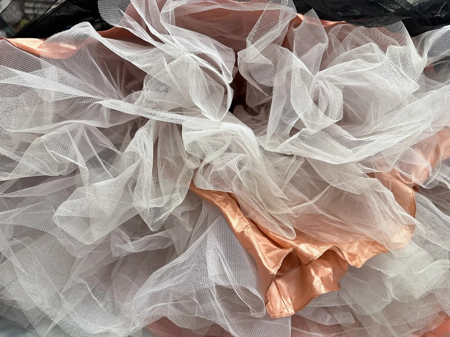 Vintage 90s Prom Dresses Ball Gown Strapless Black Tulle With Beading Cape Party Gown Formal Outfits RB6127