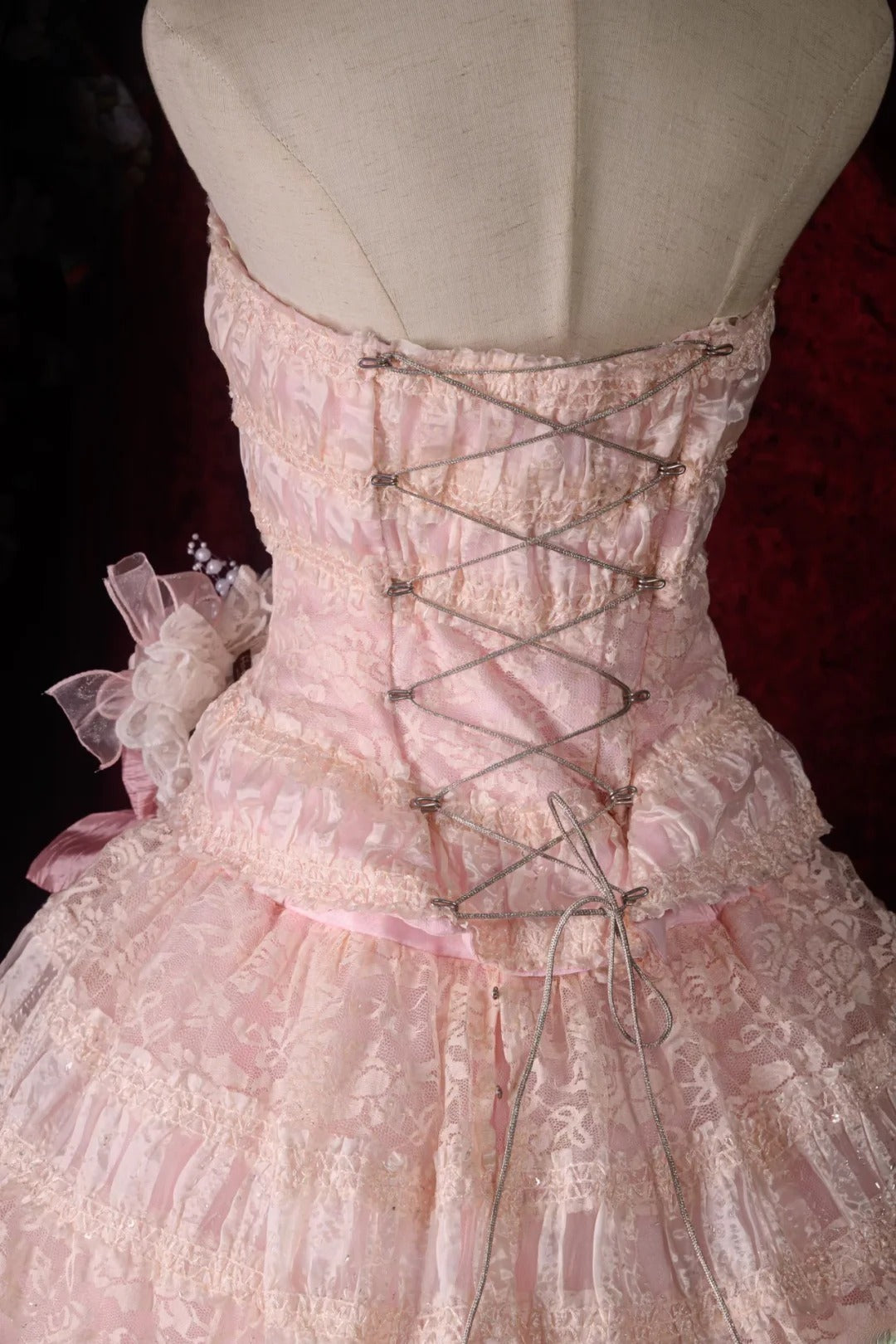 Timeless Ball Gown Formal Events Strapless Pink With Tiered Layers Lace Quince Dress Long Quinceanera Dresses Birthday Outfits RB8553