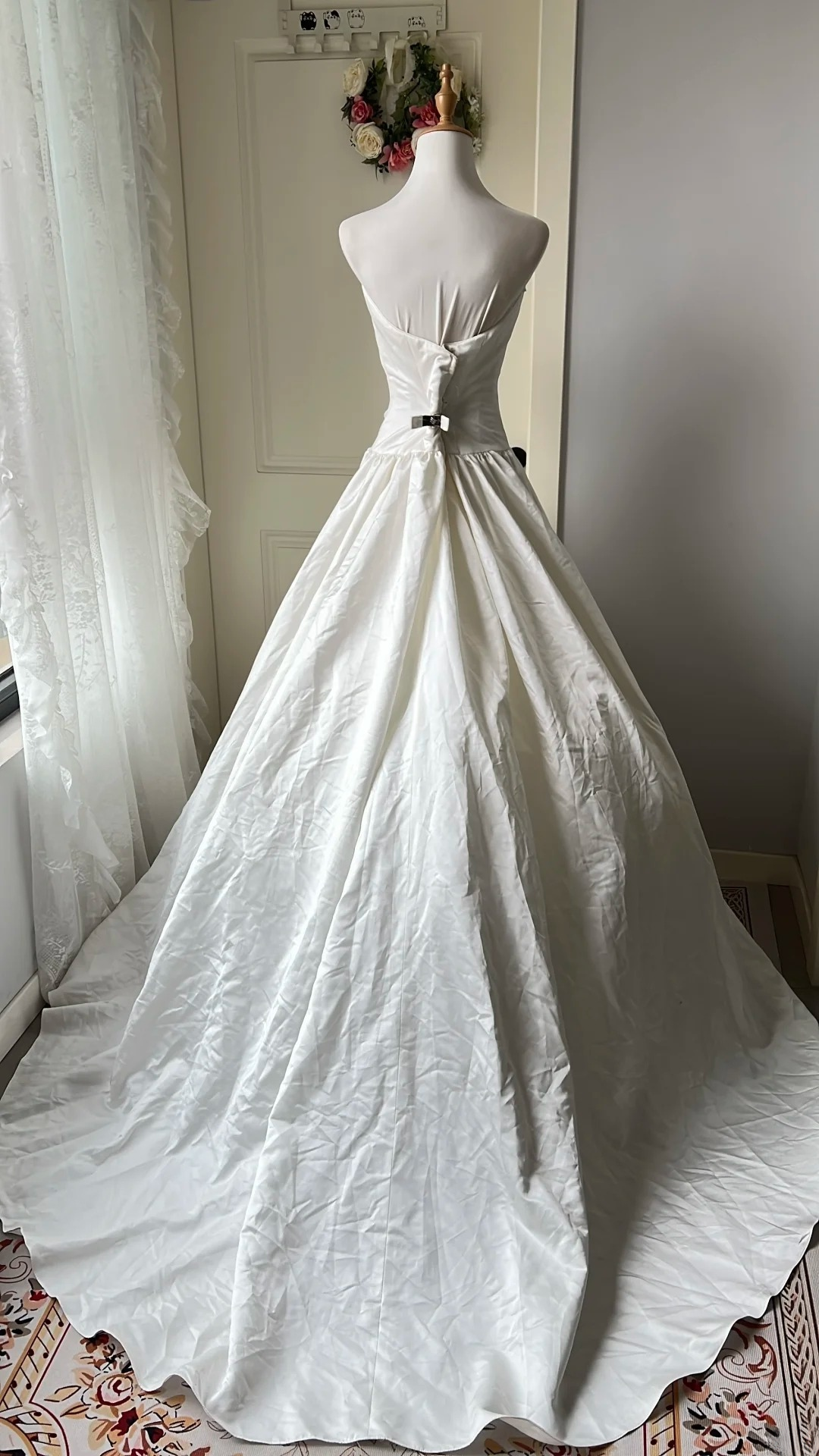 Simple Wedding Dress Ball Gown Sweetheart Satin White With Drop Waist Long Bridal Gown RC0705