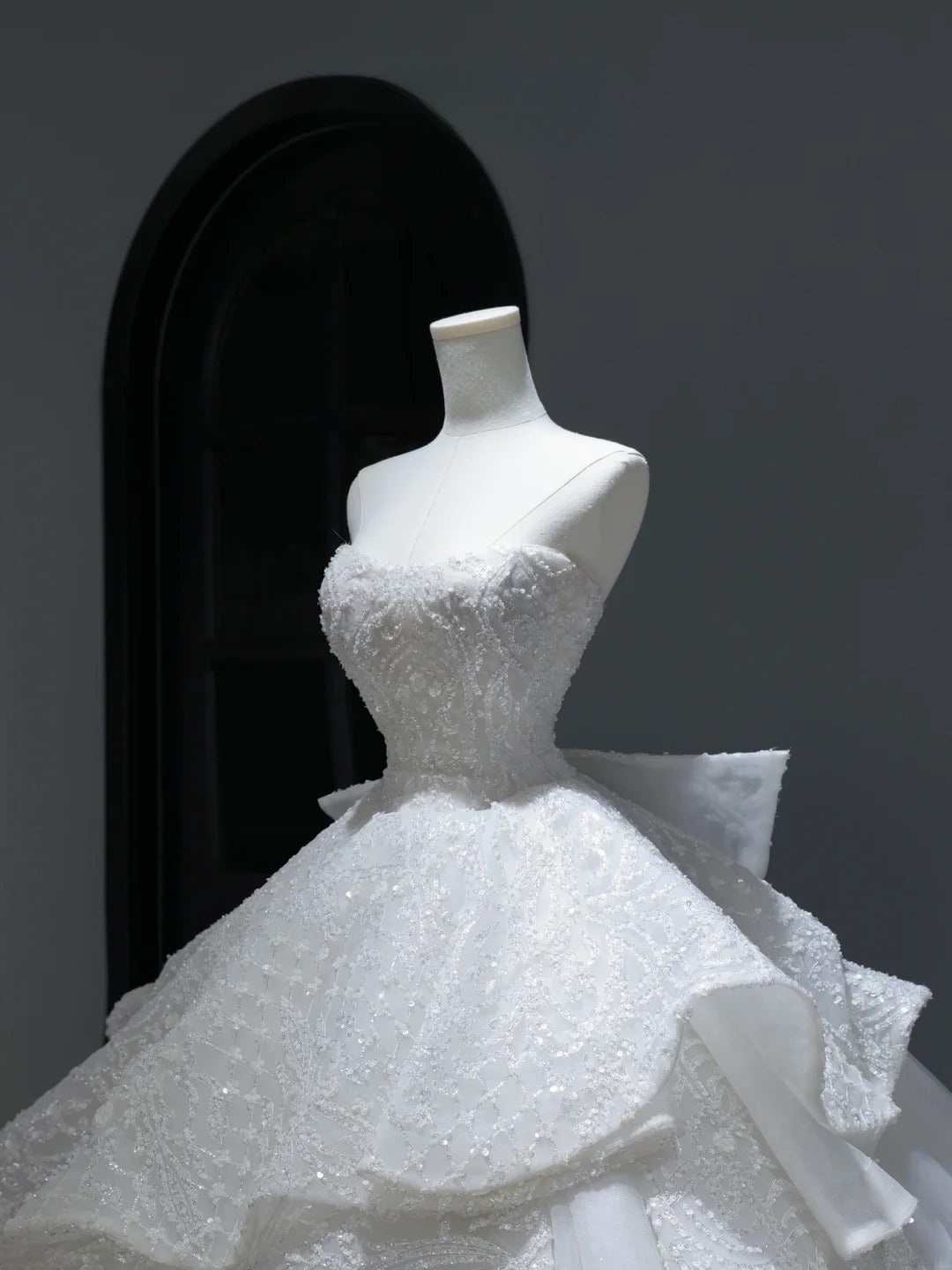 Princess Long Wedding Dress Ball Gown Sweetheart Style for Bride With Sequin Beaded Bodice Train Bridal Dresses AS387