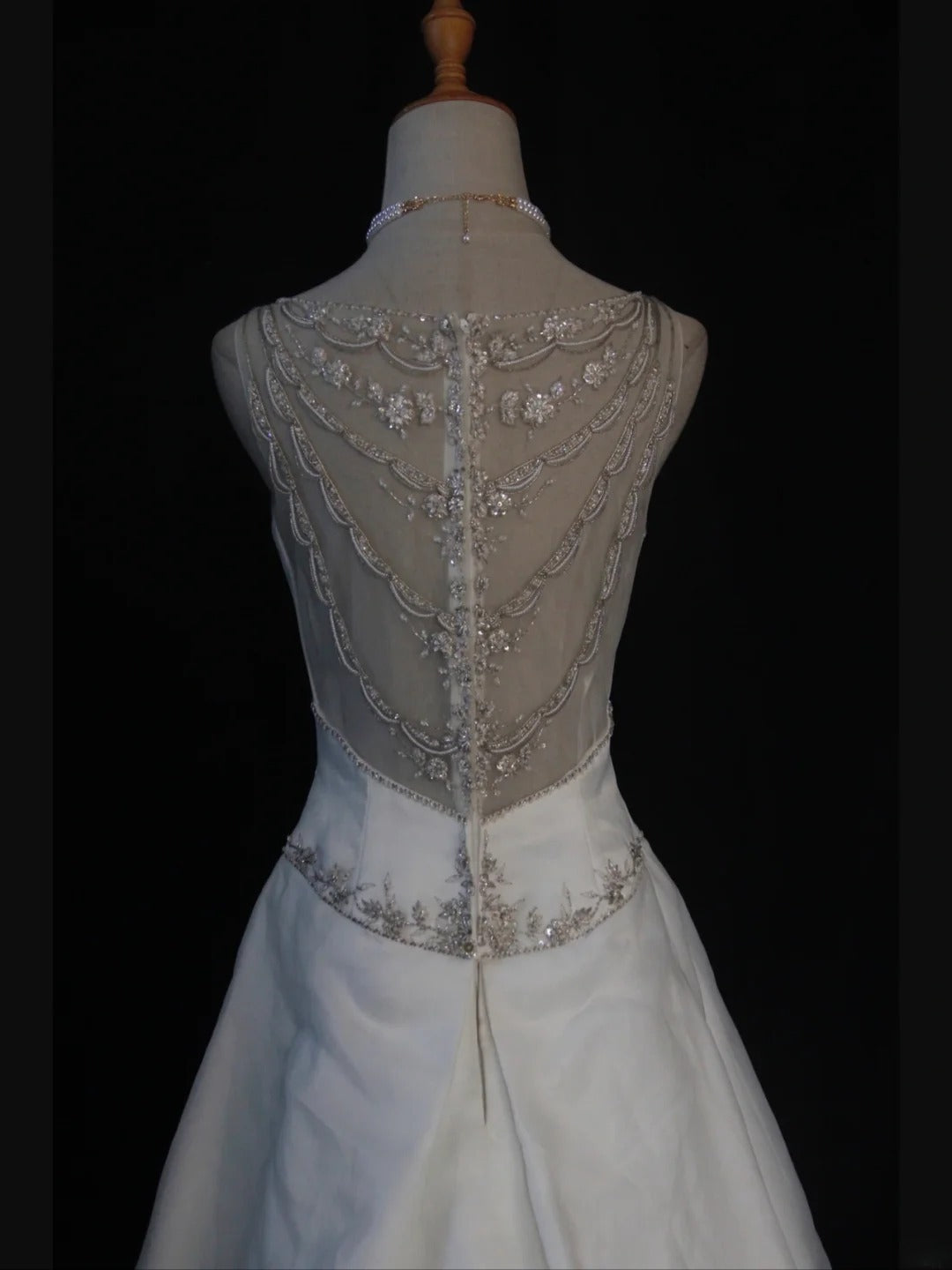 Women's Elegant Sheer V Neck Vintage Tulle Satin Wedding Dress for Bride Sweep Train Wedding Dresses AS388