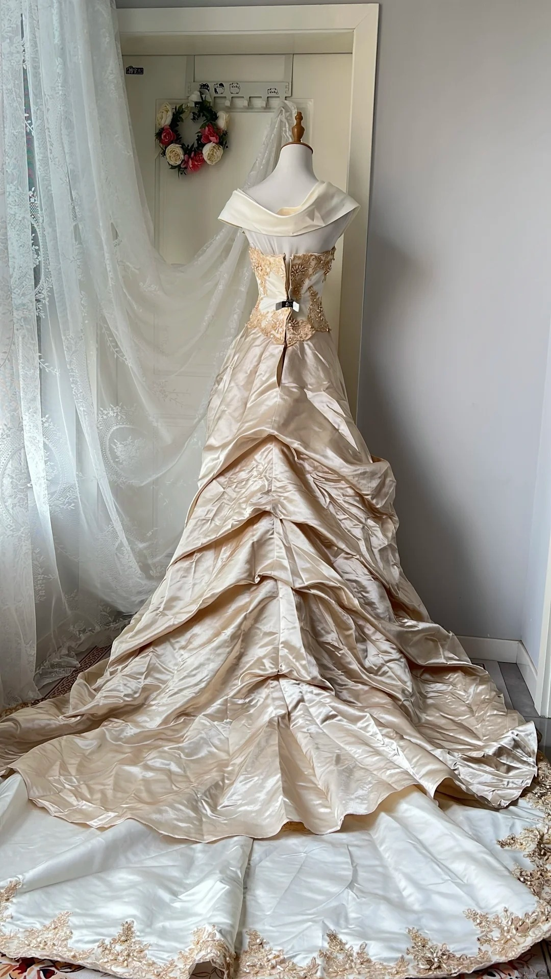 Modest Prom Dresses Aesthetic Mermaid Gold Satin With Ruffled Lace Long Evening Outfits RC0716