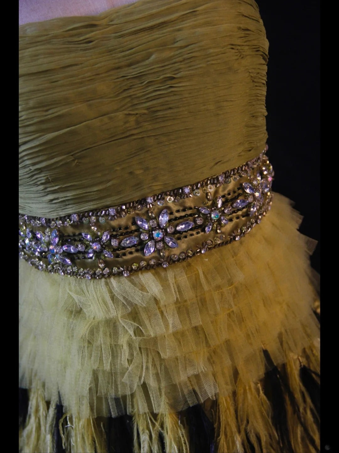 Vintage A Line Strapless Olive Green Tulle With Beads Feathers Short 16th Birthday Dress Homecoming Dresses Cocktail Gown AS418