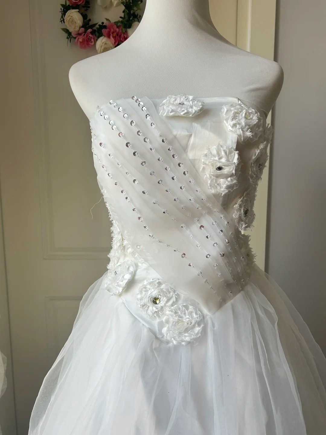Fairytale Sweet 16 Dress Princess Ball Gown Strapless White With Lace Flowers Floor‑Length Quinceanera Dresses RC0850