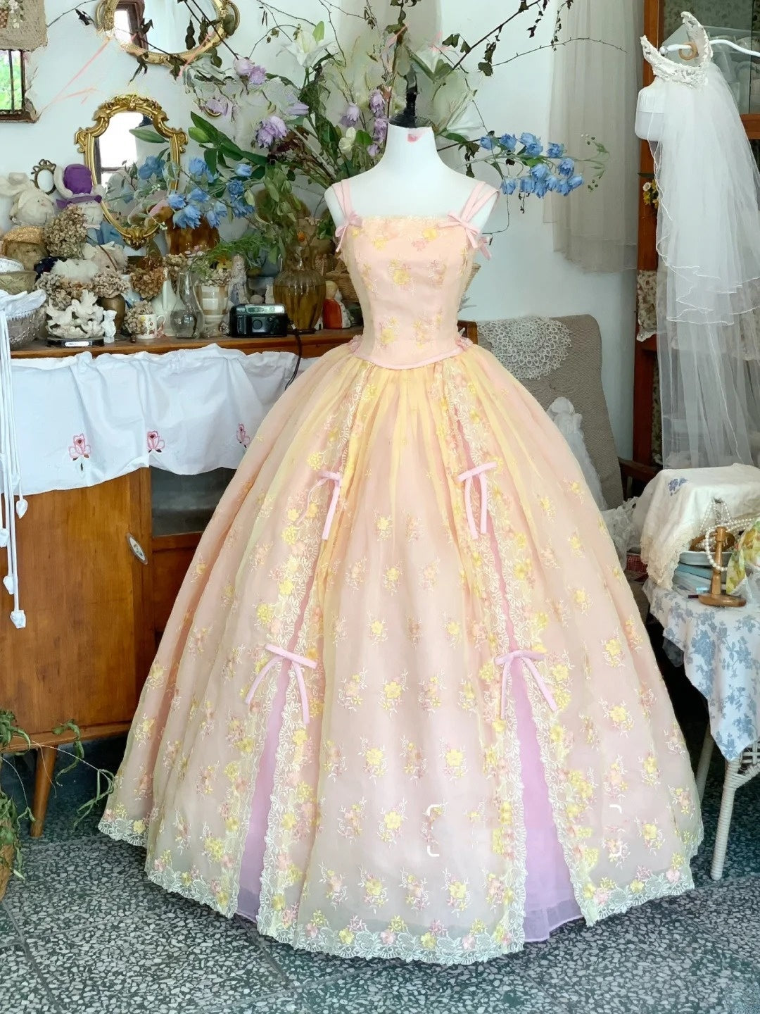 Sweet 16 Dress Ball Gown Spaghetti Straps Pink Yellow Floral With Bow-knot Vestido De 15 Sweet Sixteen Dress RB9598