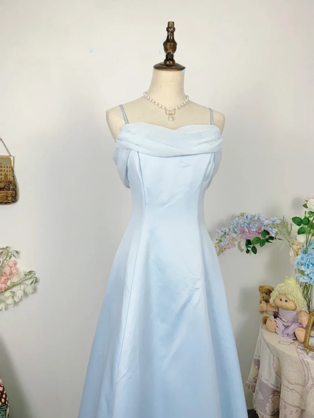 Elegant A Line Spaghetti Straps Light Sky Blue Satin Prom Dress Floor Length Evening Party Gown RB9624