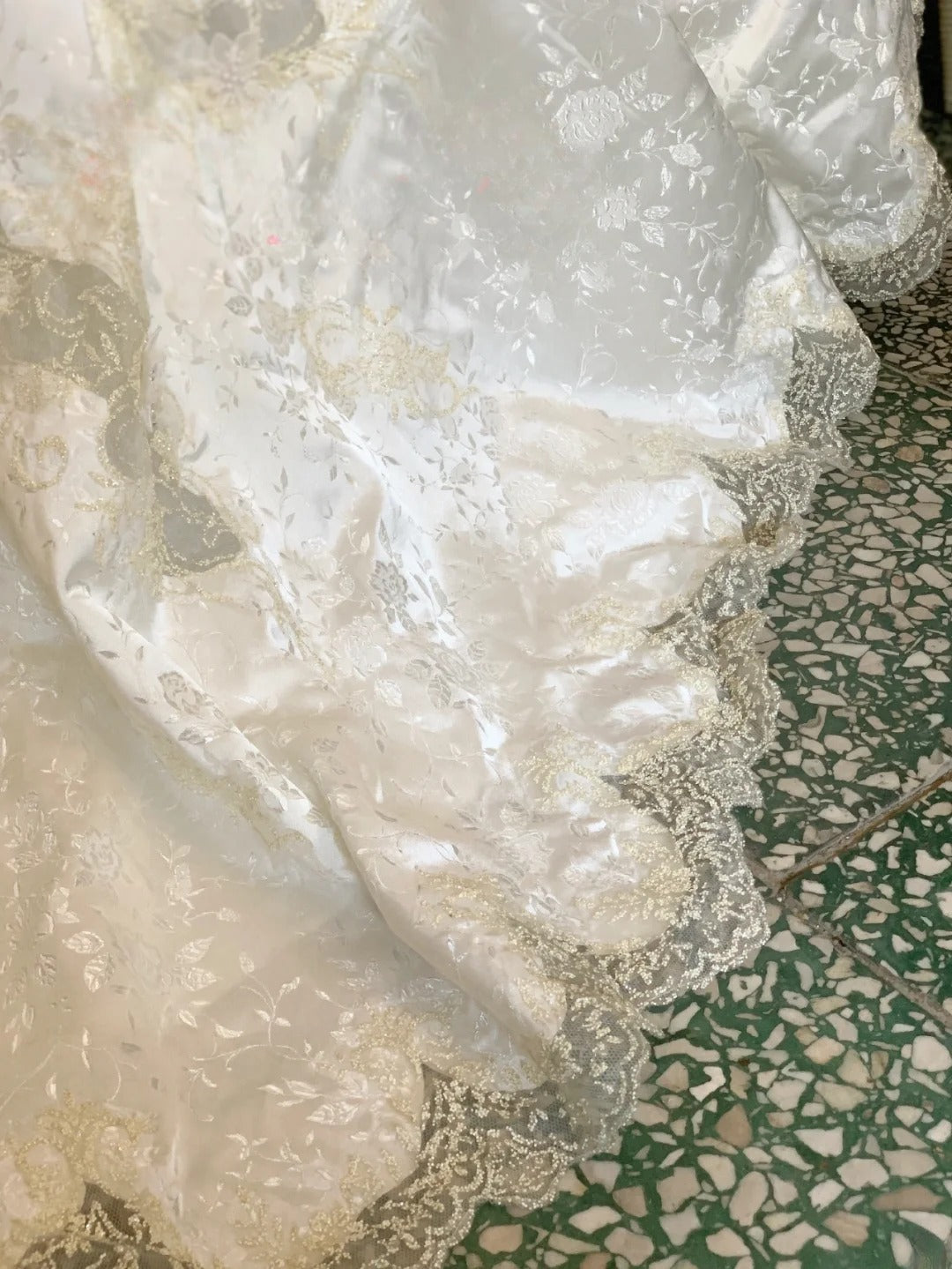 Vintage Wedding Dress Ball Gown Sweetheart With Appliques Bridal Gown for Big Day RB9627