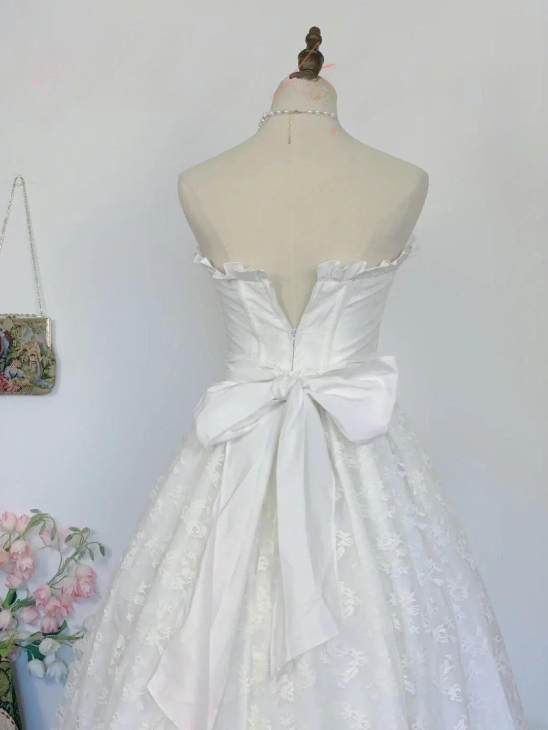 Vintage Wedding Dress Ball Gown Sweetheart Lace White Bridal Gown for Big Day RB9636