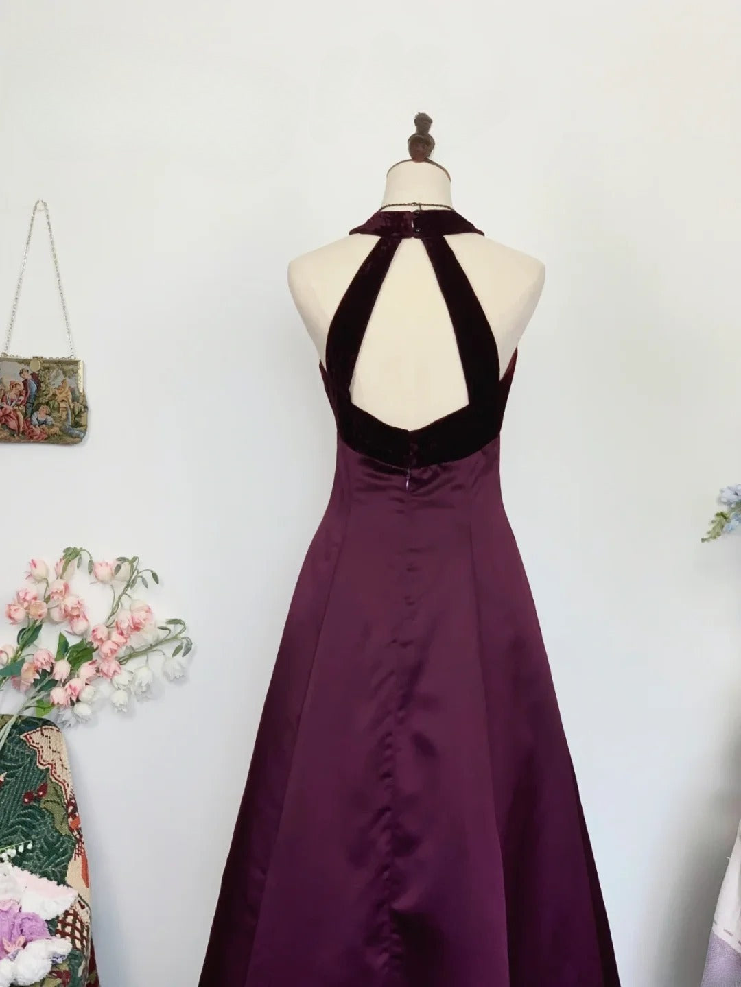 Elegant A Line Halter Burgundy Satin Long Prom Dress Floor Length Evening Party Gown RB9643