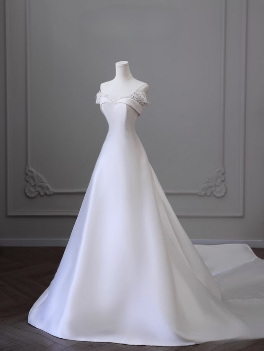 Modest Ball Gown Off The Shoulder Satin White Short Sleeves Wedding Dress Fairy Formal Wedding Dresses AU094