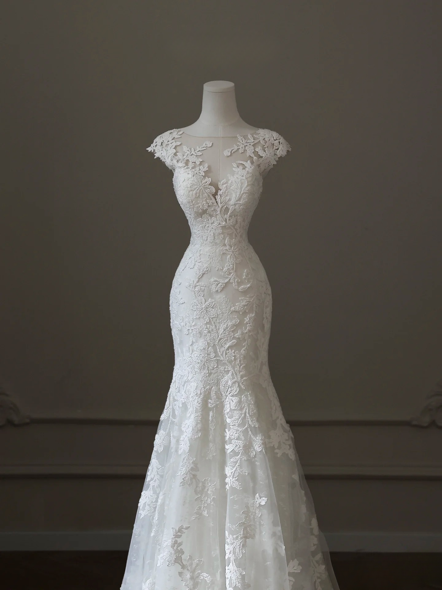 Vintage Mermaid Scoop White Lace Long Wedding Dress Fairy Formal Wedding Dresses AU105