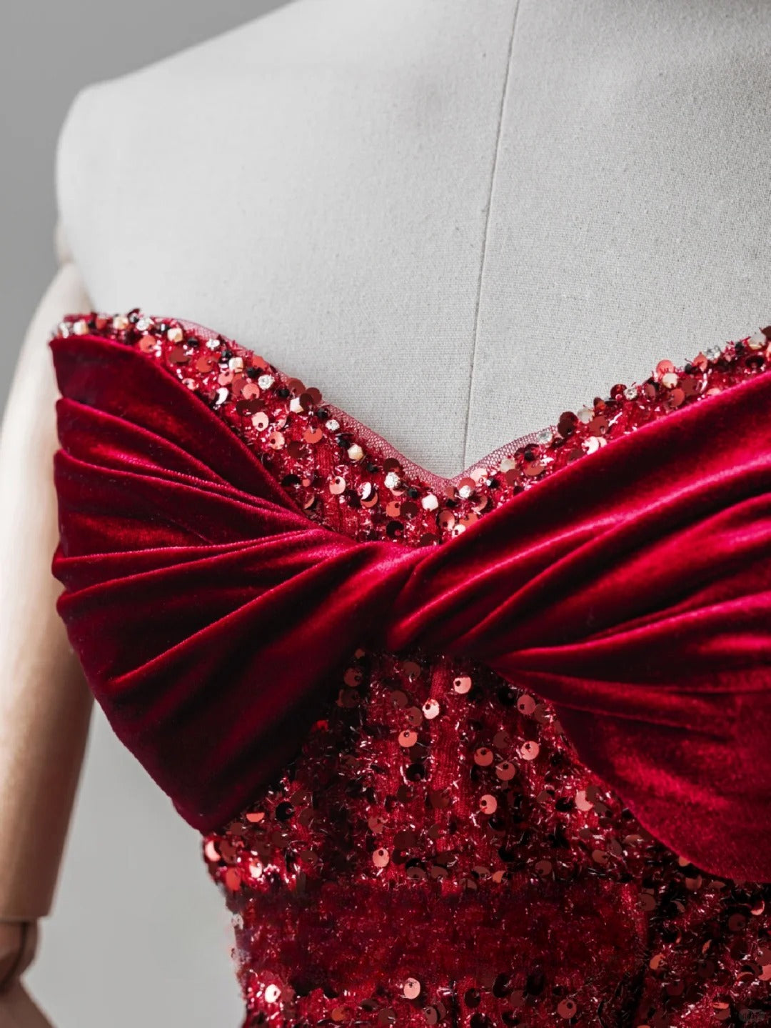 Charming Mermaid Sweetheart Red Velvet Long Prom Dresses Formal Party Dress Prom Gown AU115
