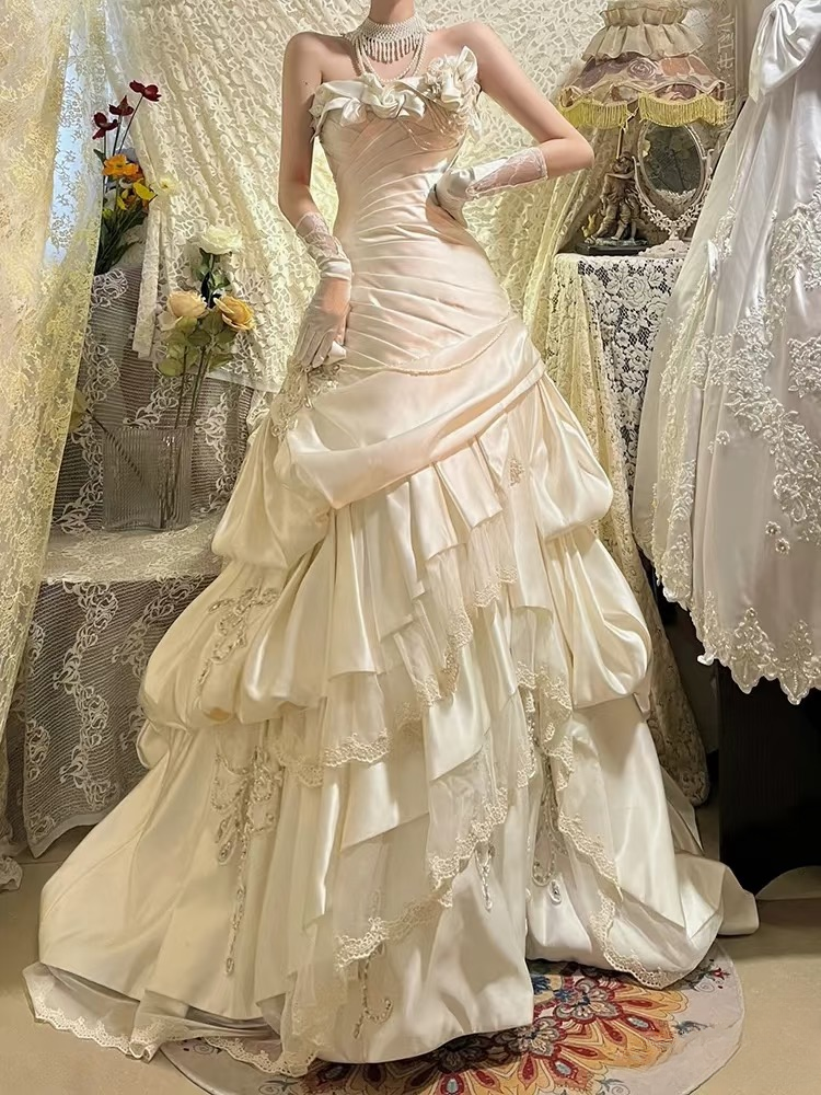 Retro Mermaid Strapless Satin 70s White Fitted Long Wedding Dress Bride Gown Brides Dresses AU165