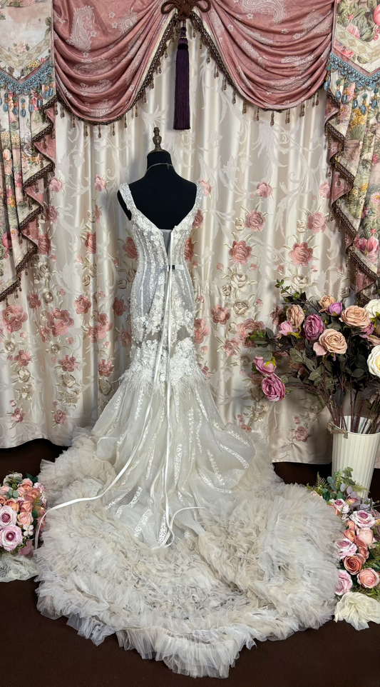 Retro Mermaid Strapless Tulle Lace Feathers 60s White Fitted Corset Wedding Dress Bride Gowns Wedding Dresses AU206