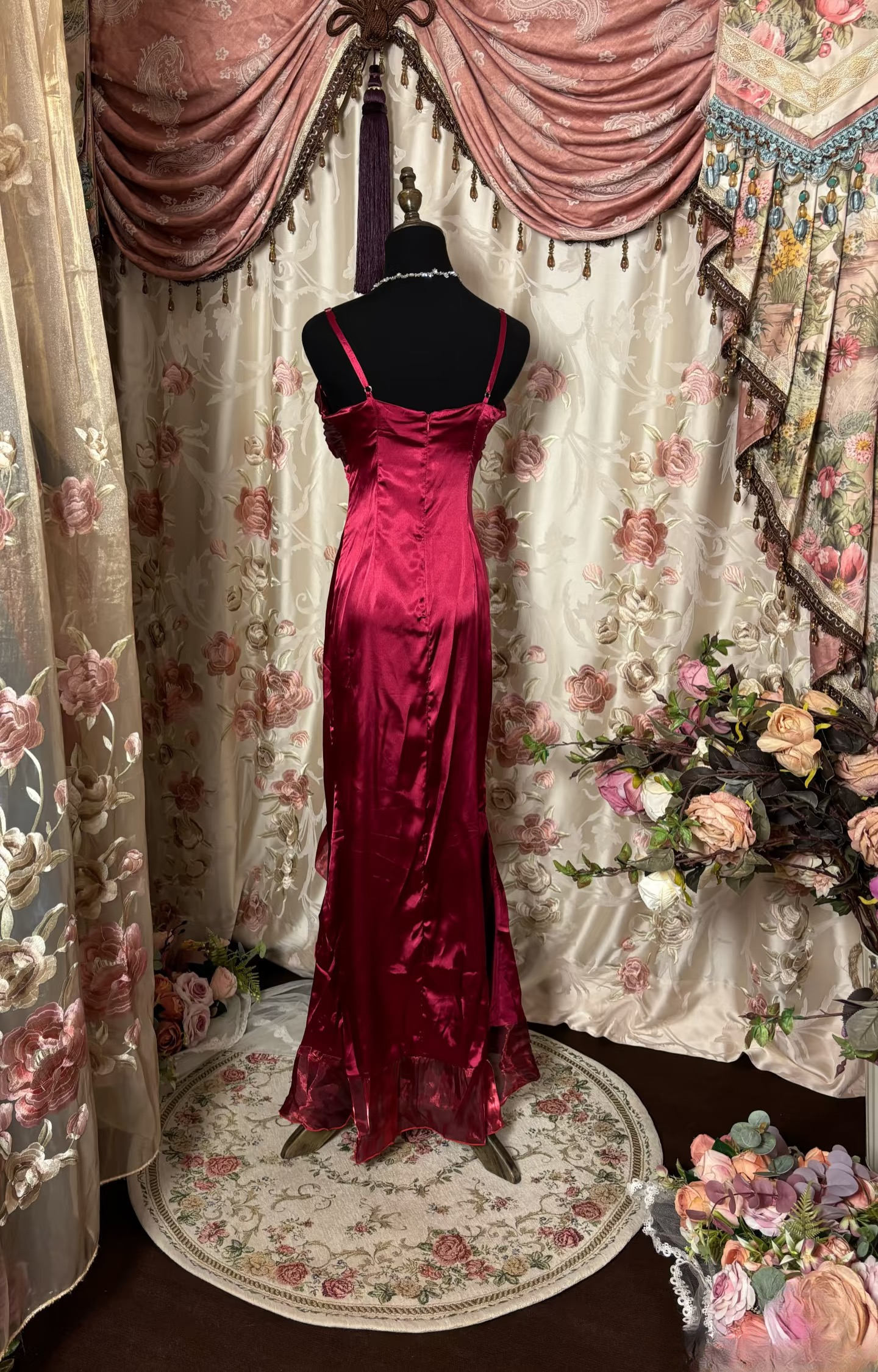 Retro Prom Dresses A line Spaghetti Strap Burgundy Vintage Long Prom Dresses Party Gowns AU249