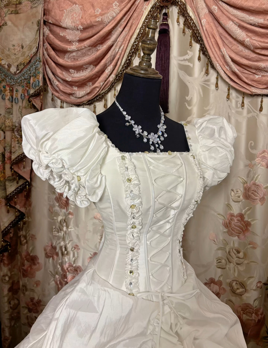Retro Ball Gown Square Neck Satin Ivory 70s Fitted Corset Bride Gown Long Wedding Dresses Brides Dress AU283