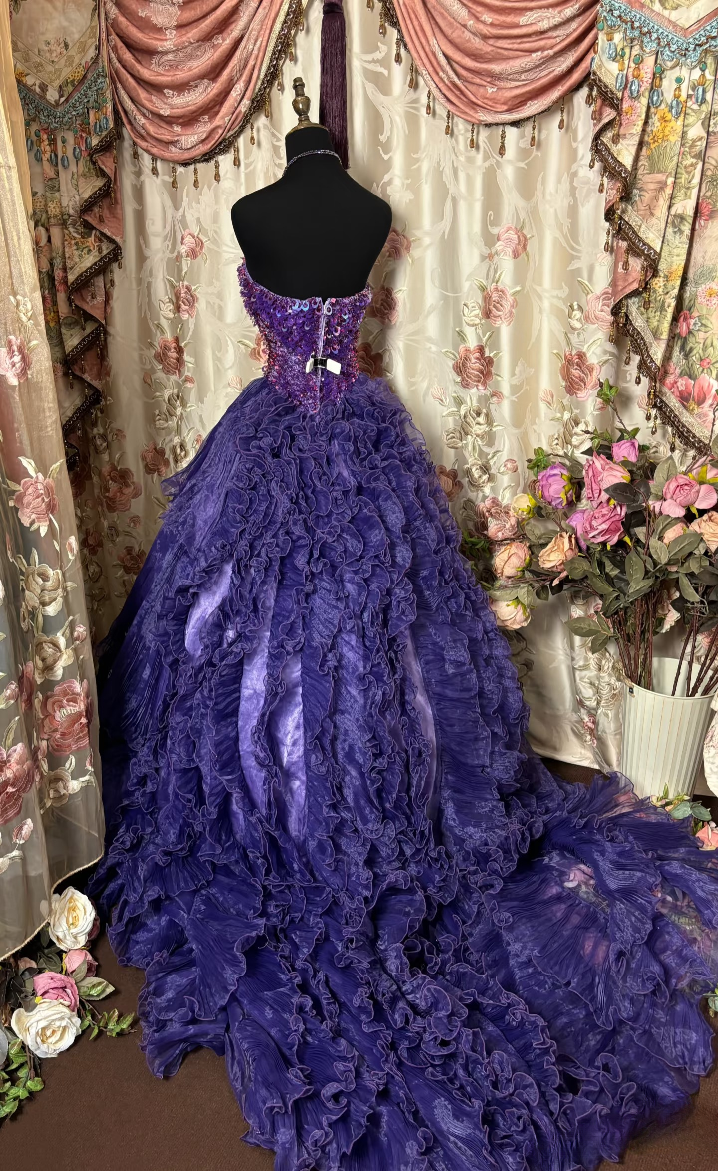 Vintage Ball Gown Sweetheart Purple With Beads Ruffle Layers Long Quinceanera Dresses Sweet 15 16 Birthday Gown AU286