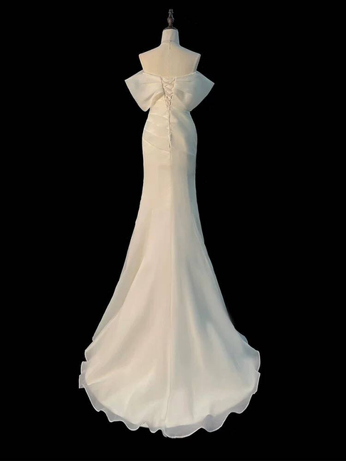 Simple Mermaid Off The Shoulder Off White Wedding Dress Long Fairytale Autumn Wedding Dresses AU313