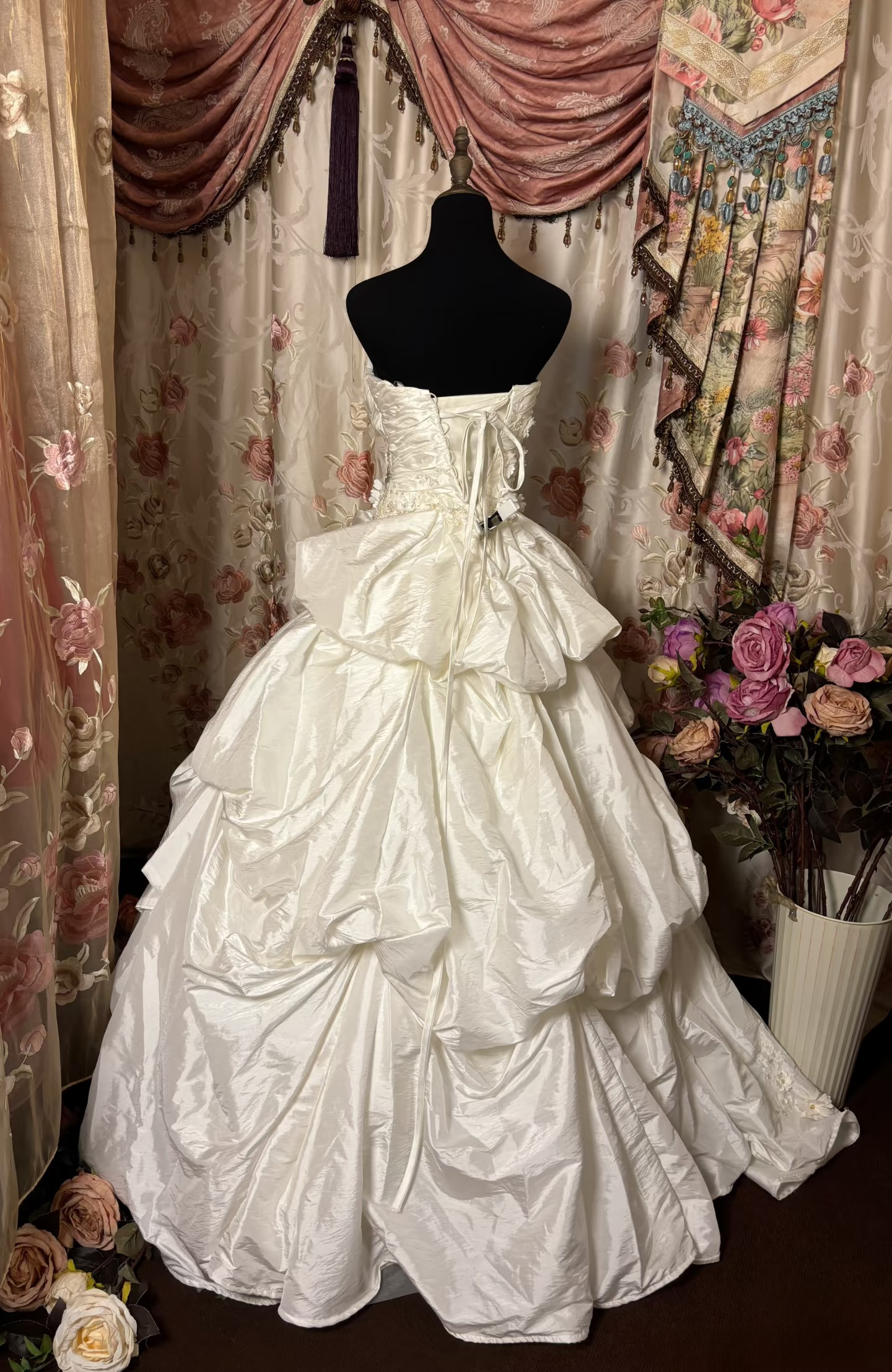 Retro Ball Gown Sweetheart Taffeta Ivory 80s Fitted Corset Bride Gown Long Wedding Dresses Brides Dress AU318