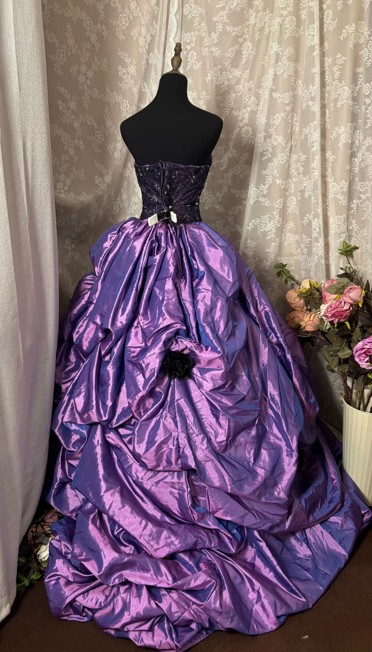 Noble Ball Gown Strapless Grape Taffeta With Ruched Ruffles Long Quinceanera Dresses Sweet 15 16 Birthday Gown AU325