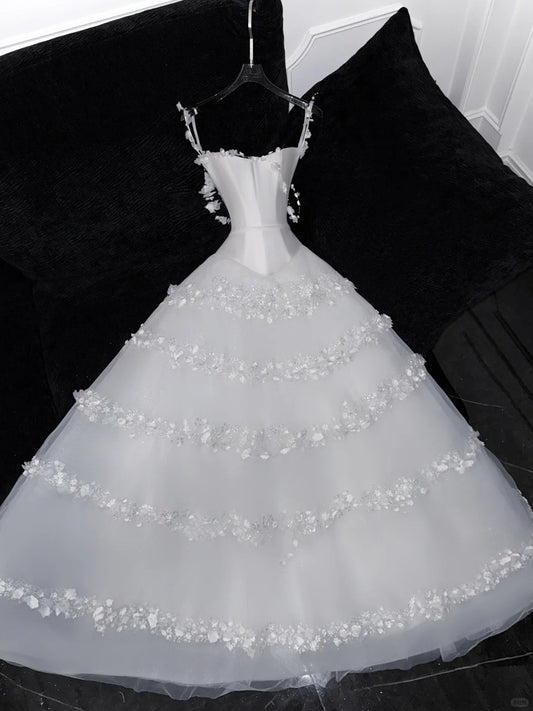 Fairy-tale Ball Gown Spaghetti Straps Tulle Beaded Fitted Wedding Dress Bride Gowns Wedding Dresses AU610