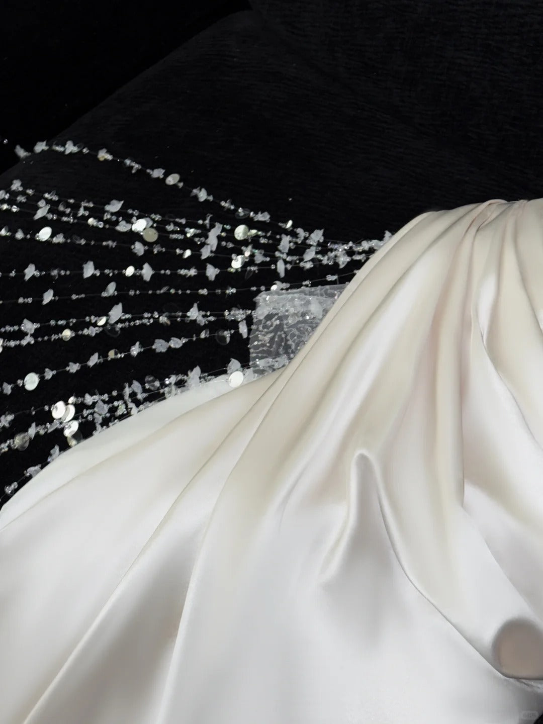 Fairy-tale Fairy-tale Mermaid Sweetheart Satin Beaded Fitted Wedding Dress Bride Gowns Wedding Dresses AU611