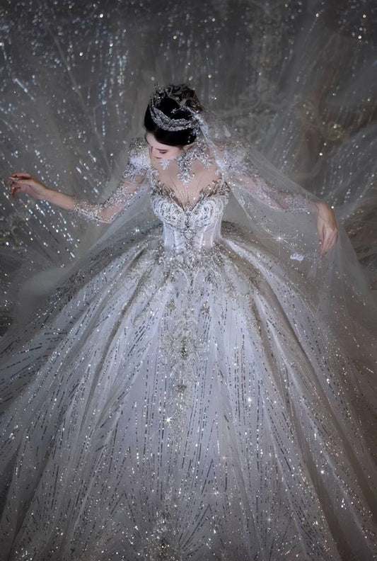 Ethereal Ball Gown Sweetheart Neck Long Sleeves Tulle White Long Wedding Dress Beautiful Formal Brides Gown Wedding Dresses B05