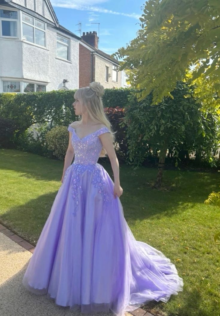 Elegant A line Off The Shoulder Lilac Lace Tulle Long Prom Dresses Inspiration Trending Evening Gowns Formal Prom Dress B372