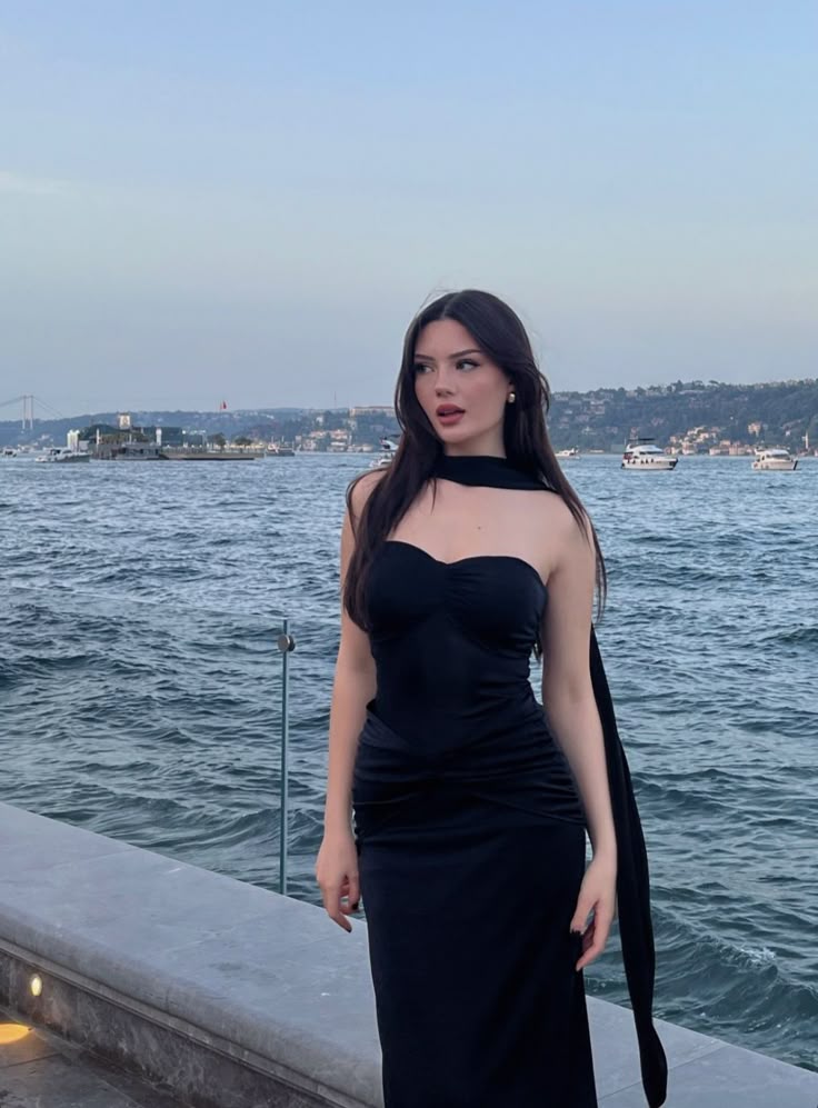 Sexy Mermaid Sweetheart Black Satin Prom Dresses With Scarf Inspiration Unique Party Formal Graduation Dress B482
