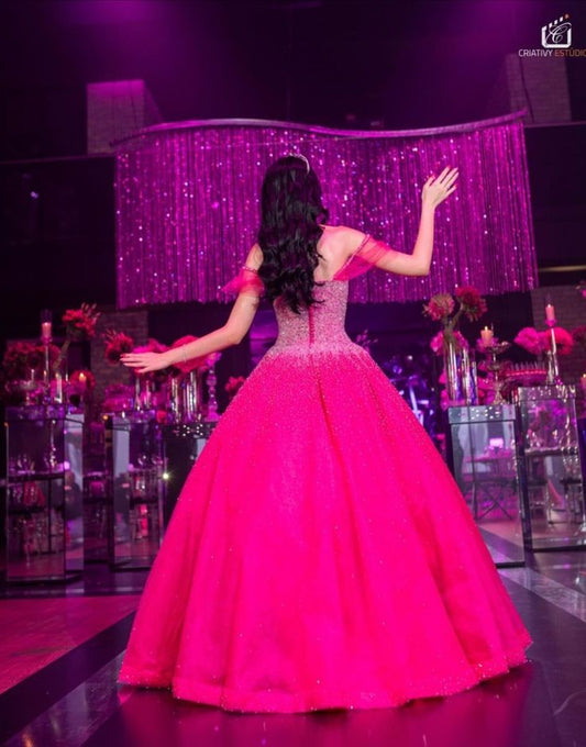 Modest Ball Gown Off The Shoulder Hot Pink Tulle Long Prom Dresses Party Dress 20th Birthday Outfits Graduation Dress B557