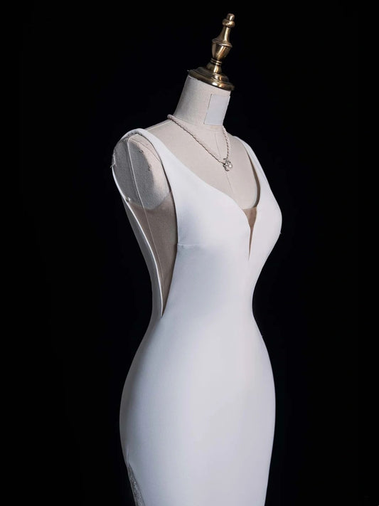 Simple Mermaid V Neckline Satin Sleeveless White Wedding Dress Fairytale Autumn Bridal Dresses N543