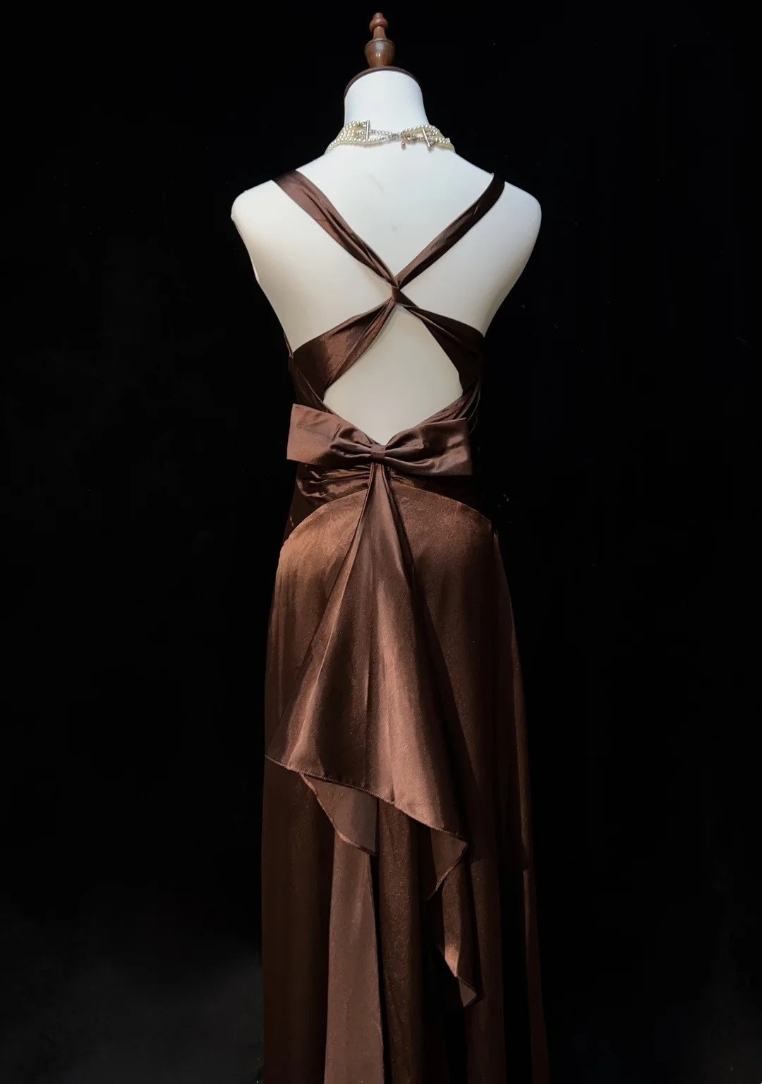 Vintage Prom Dresses A line Halter Brown Backless Satin With Pleated 1950s Long Formal Gown N2601
