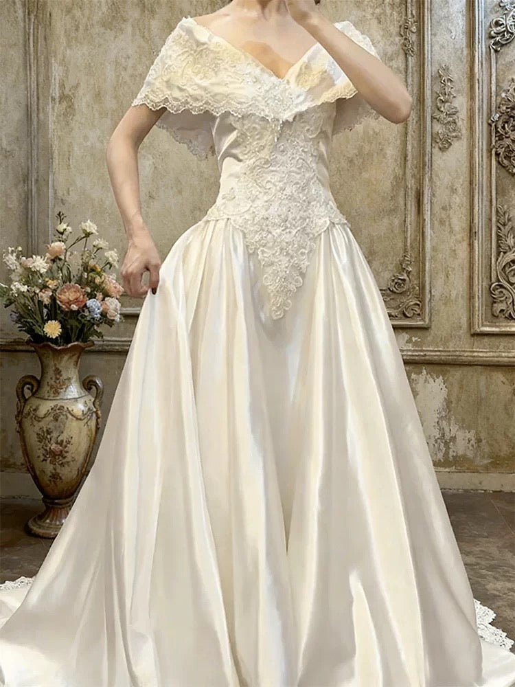 Vintage A line Off The Shoulder With Short Sleeves Lace Satin Summer Brides Dress White Wedding Dresses RB3711
