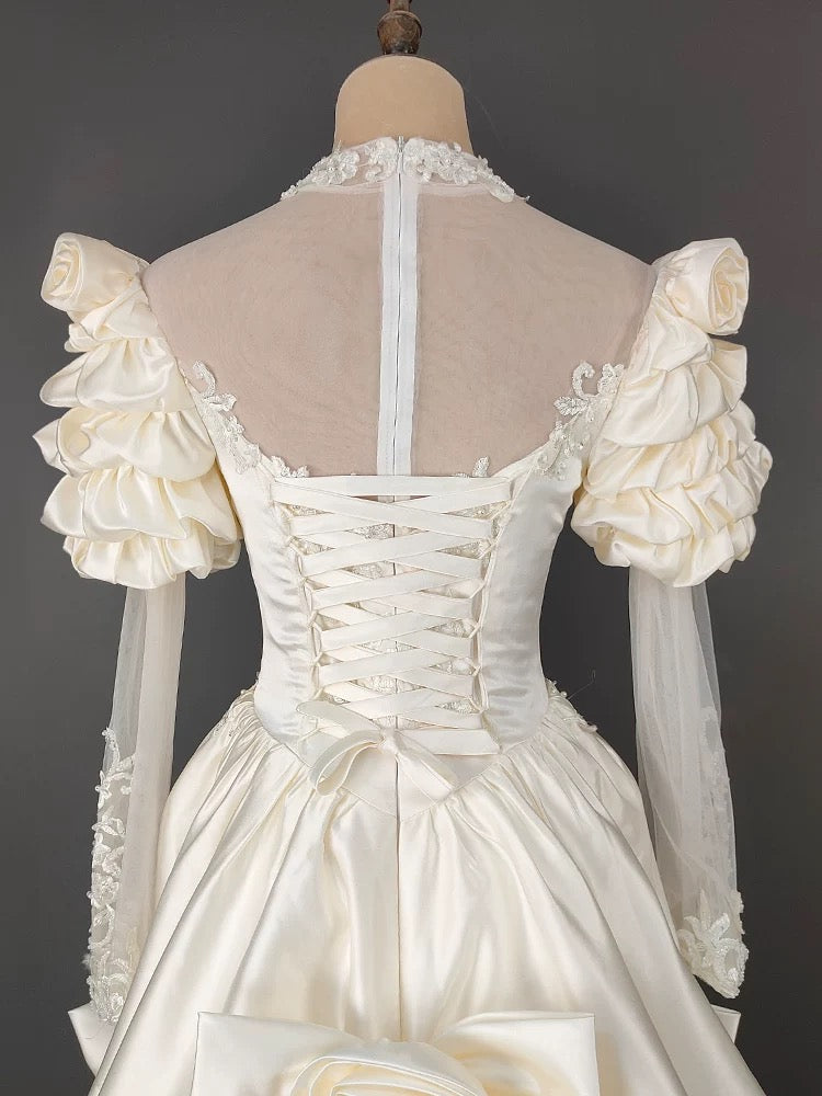 Vintage A line High Neck With Long Sleeves Ruffled Flowers Summer Bridal Gown Ivory Satin Wedding Dresses RB3723