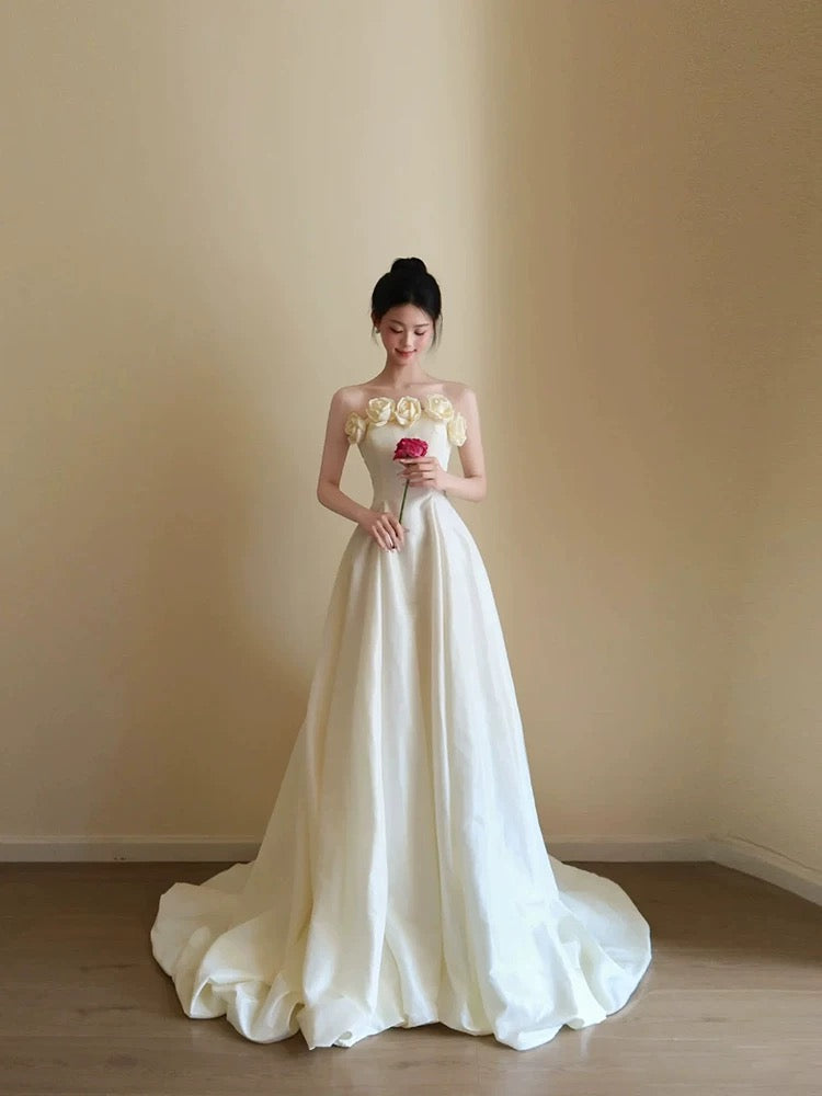 French Style Wedding Dresses A line Strapless With Flowers Summer Garden Wedding Dress N4168