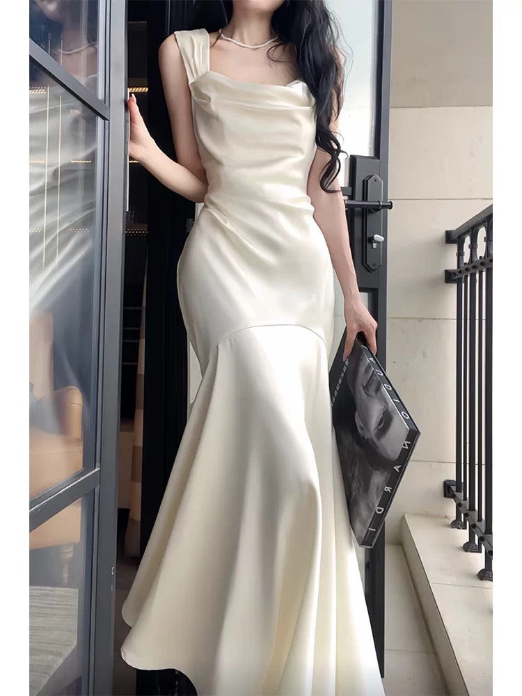 Cute Mermaid Square White Satin Long Sleeves Spring Summer Garden Inspiration Wedding Party Guest Dresses N2199