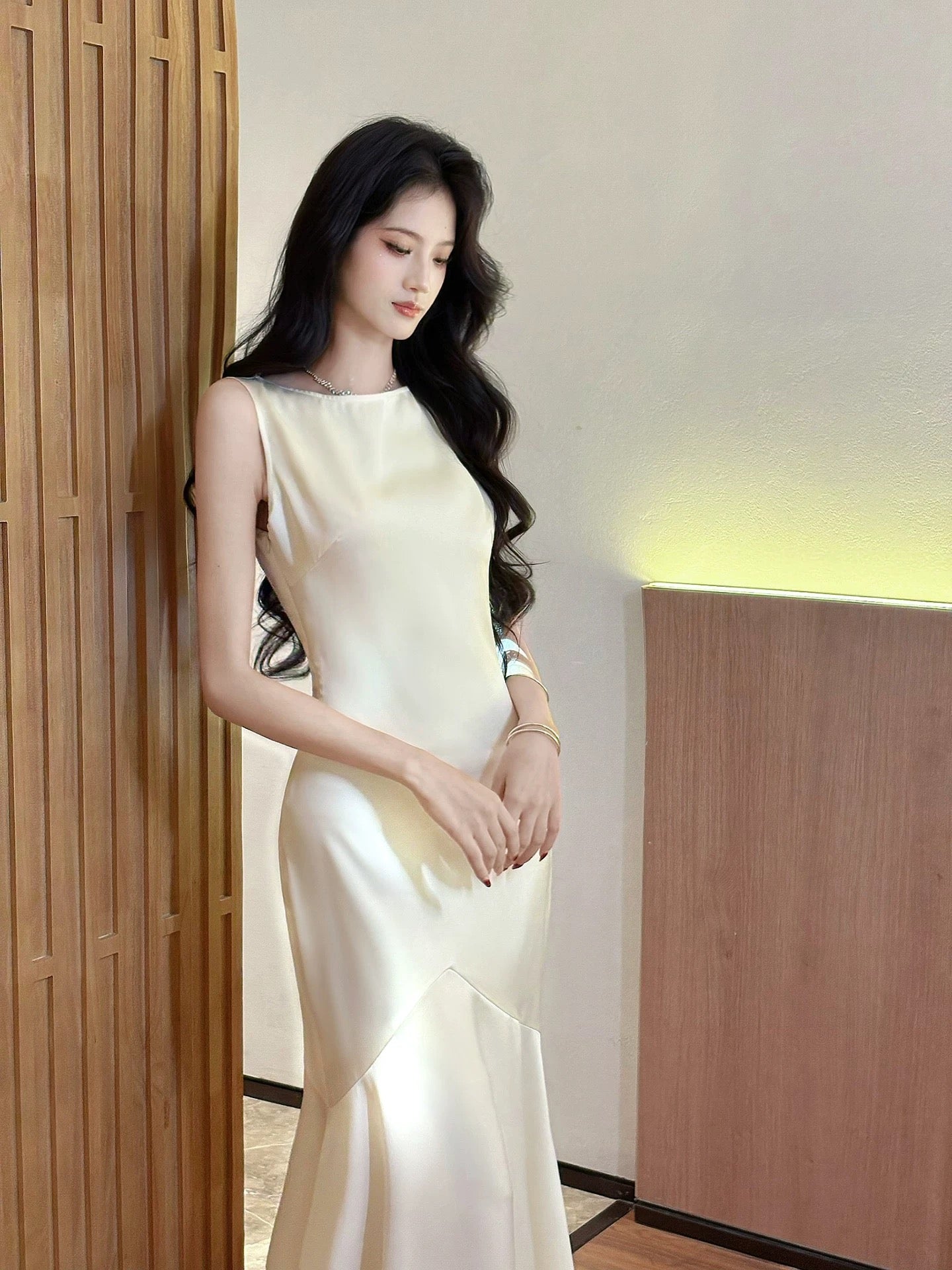 Simple Mermaid Scoop Ivory Long Beach Spring Summer Garden Inspiration Wedding Party Guest Dresses N2210