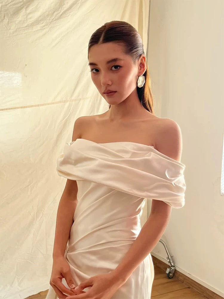 Vintage Mermaid Off The Shoulder White Satin With Ruffled Brides Gown Bridal Dress Long Wedding Dresses RB5551
