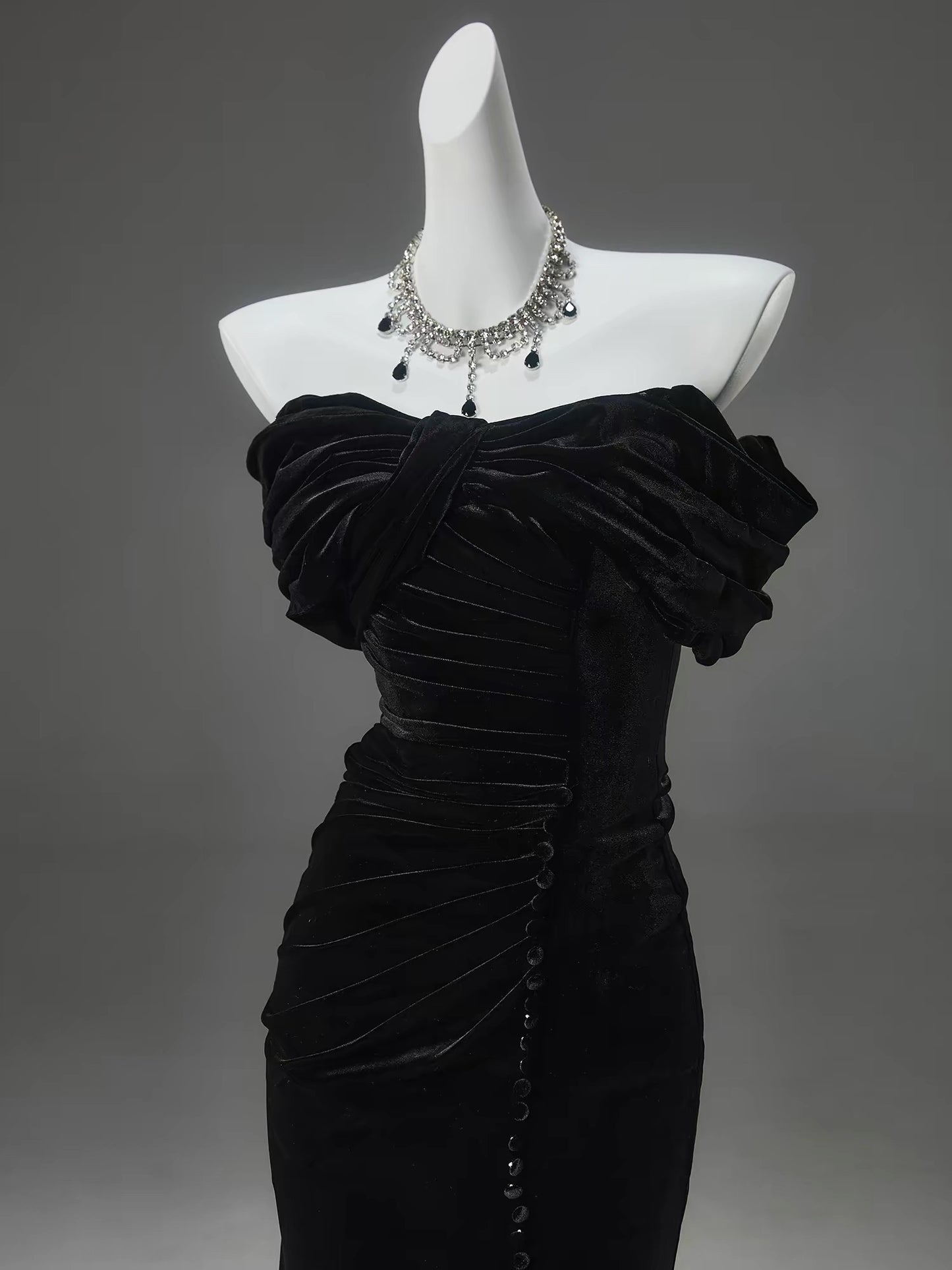 Classy Mermaid Off The Shoulder Black Velvet With Folded Date Night Outfits Semi Formal Prom Gown Evening Dresses RB5585