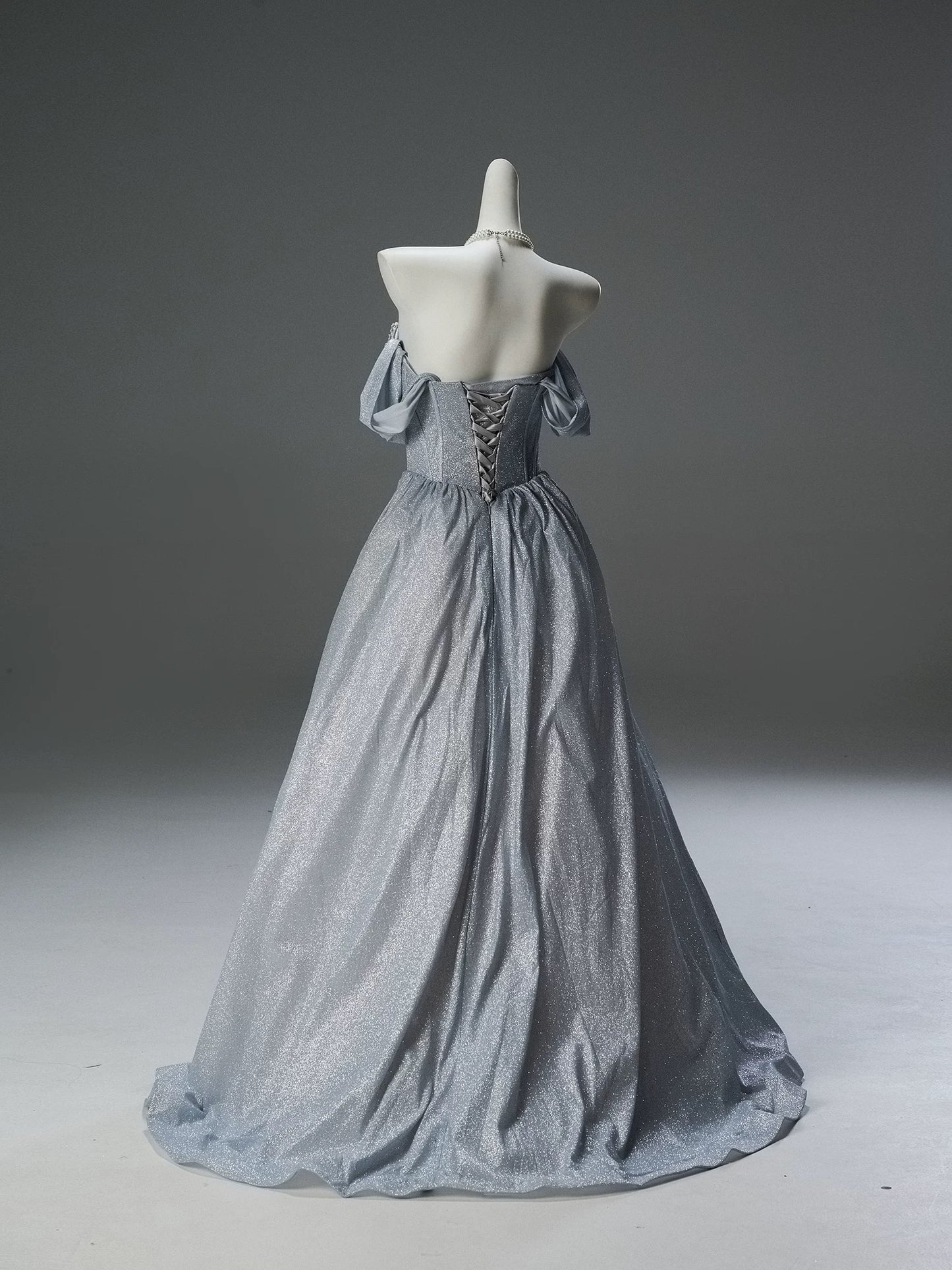 Elegant Ball Gown Off The Shoulder Silver With Sleeves Date Night Outfits Semi Formal Prom Gown Evening Dresses RB5530