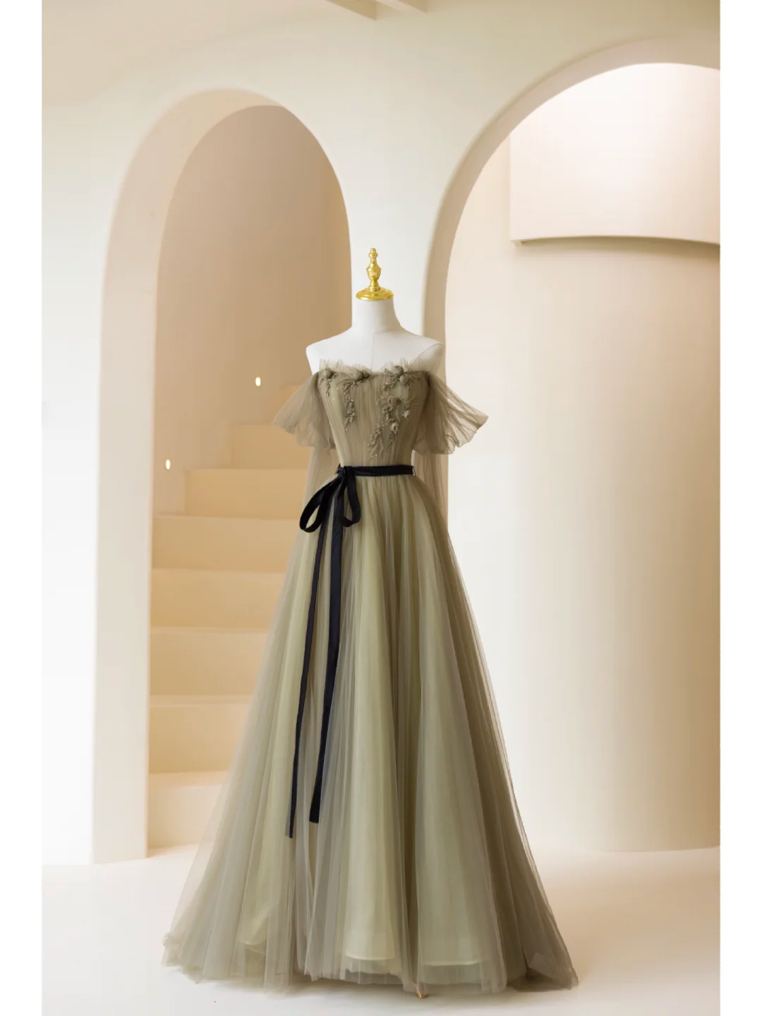 Cute A Line Off The Shoulder Olive Green Tulle Prom Dresses Formal Dress 18th Birthday Outfits Prom Gown RB003