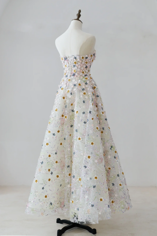 Unique Ball Gown Sweetheart White Sequin Flowers Long Prom Dresses Inspiration Party Dress 21st Birthday Outfit Graduation Dress RB1133