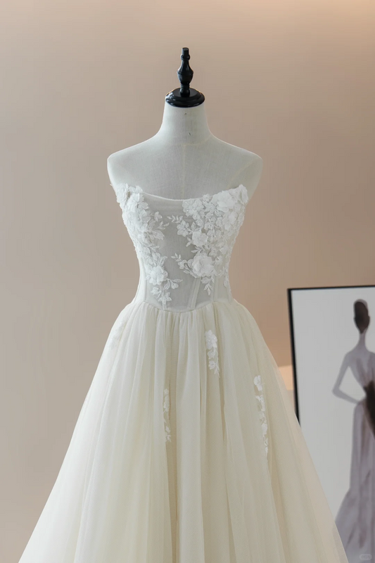 Simple Ball Gown Strapless Sleeveless Lace Fitted Long Wedding Dress Bridal Gown Wedding Dresses RB1605