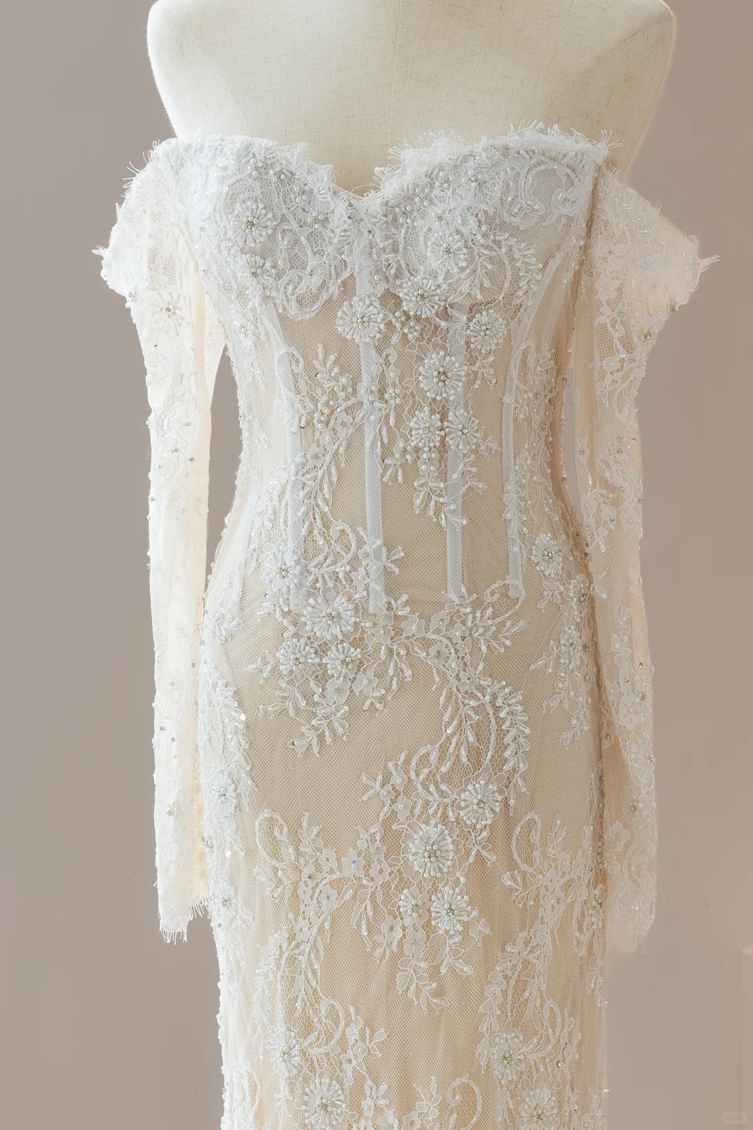 Stunning Mermaid Off The Shoulder Fitted Corset Lace Long Sleeve Wedding Dress Bridal Gown Wedding Gowns RB1612