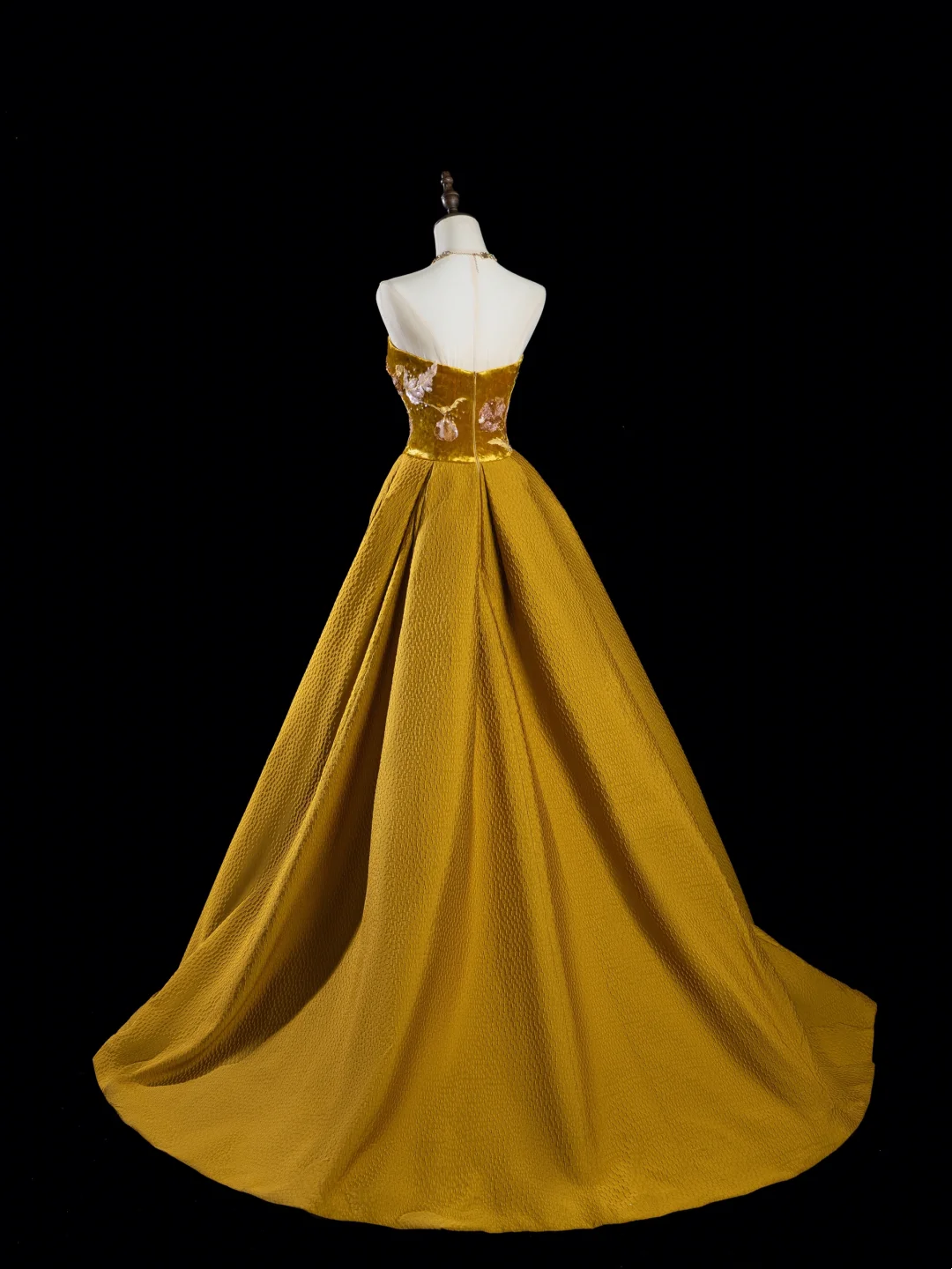 Retro Ball Gown Strapless Gold Satin Long Prom Dresses Impress 18th Birthday Outfits Prom Gown RB1885
