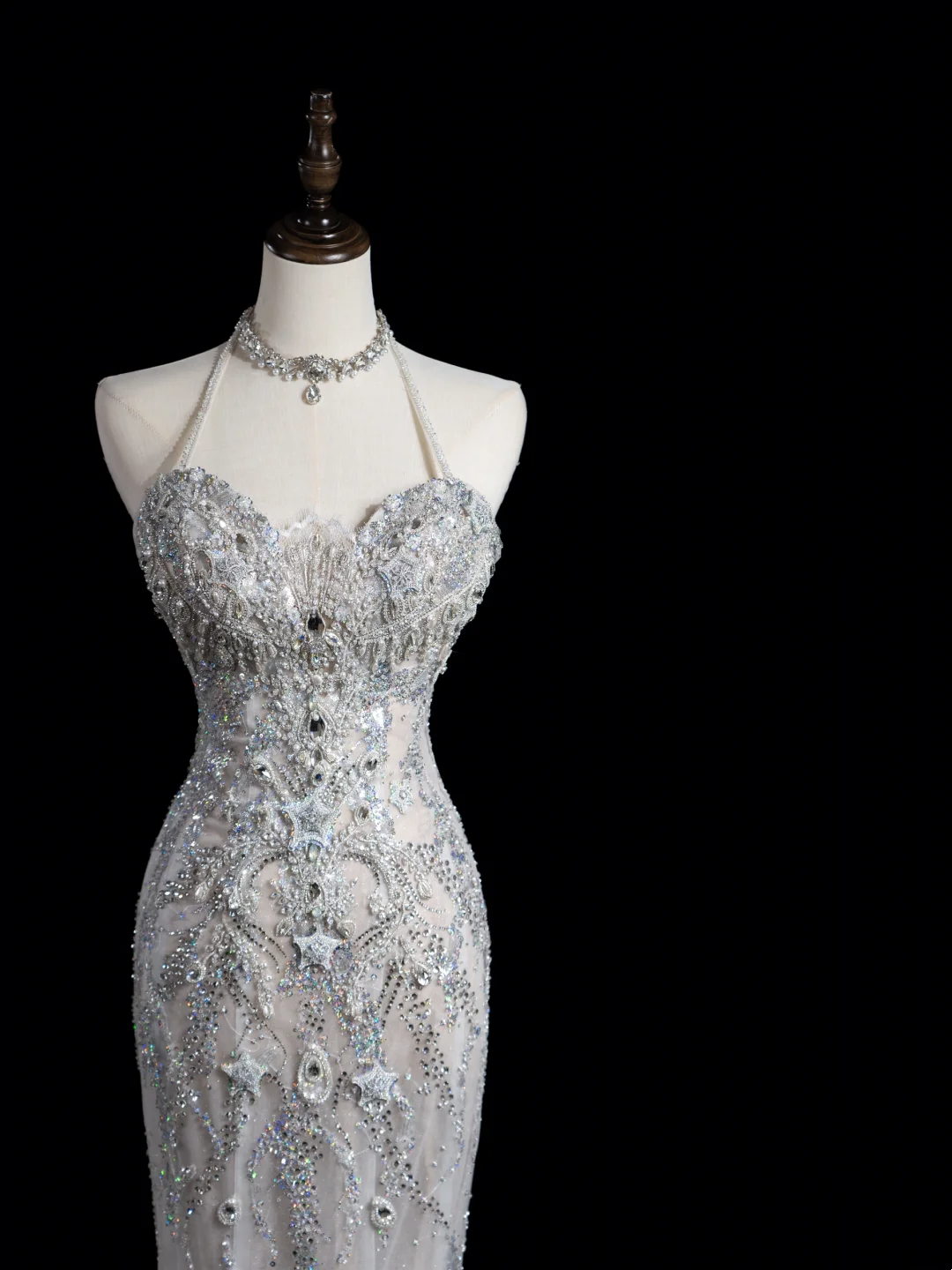 Vintage Mermaid Halter Sleeveless Sequin Beaded Tulle Fitted Beaded Long Wedding Dress Bride Gown Wedding Dresses RB1881