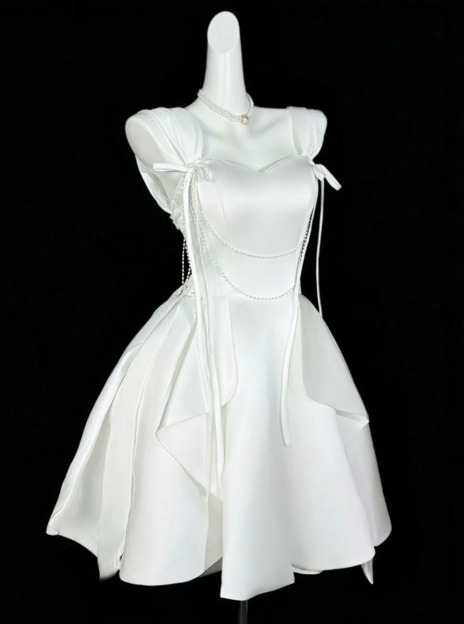 Charming Ball Gown Sweetheart White Satin Mini University Ideas Homecoming Dress Inspo Short Birthday Dresses Senior Graduation Outfit RB7043
