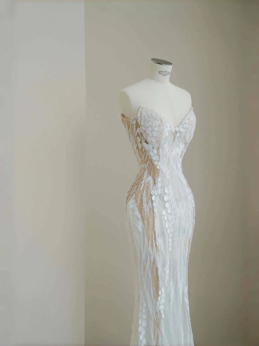 Elegant White Strapless Tulle Beaded Mermaid Wedding Dress with Appliques RF0516